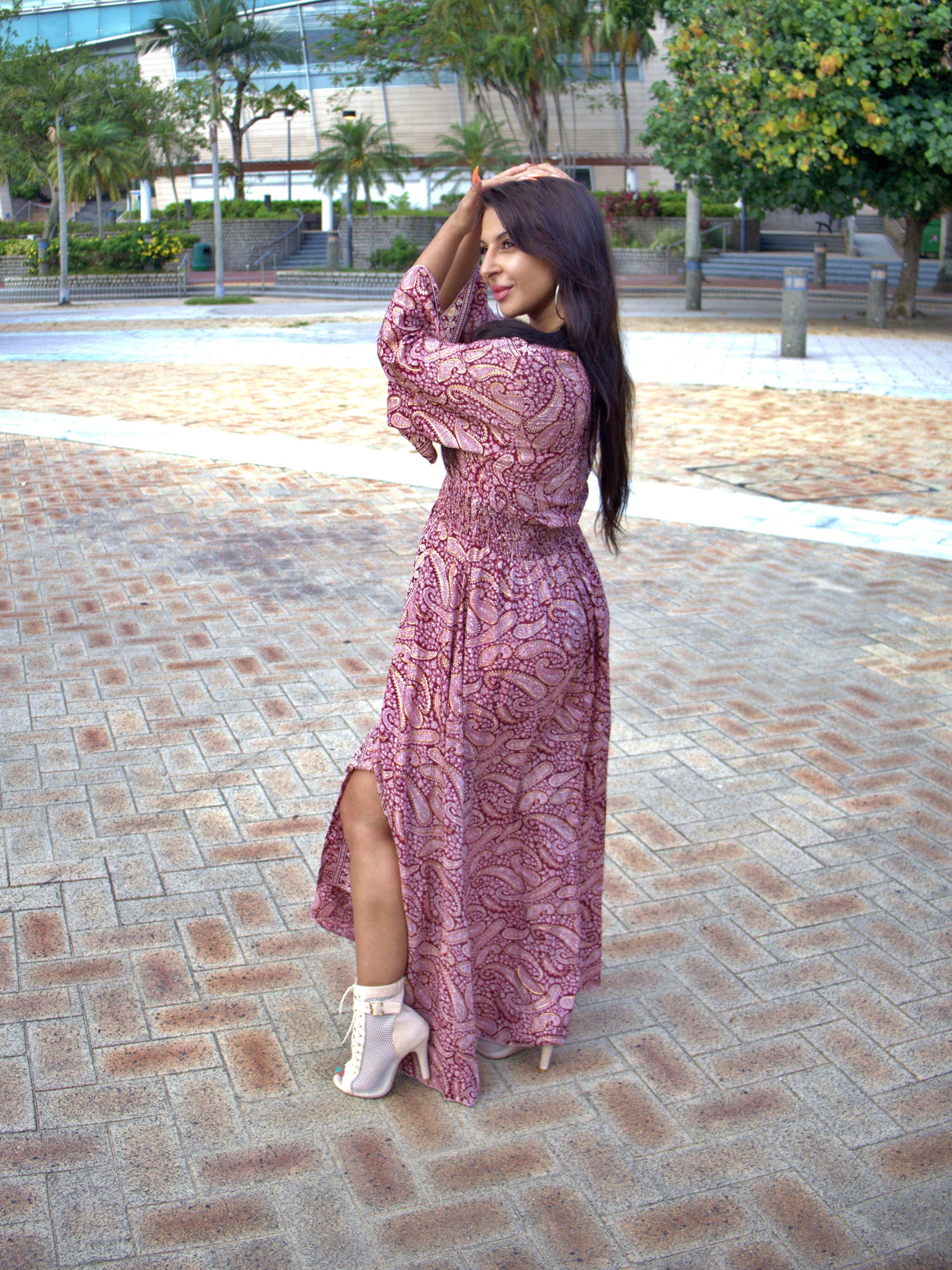 SLEEVES DRESS